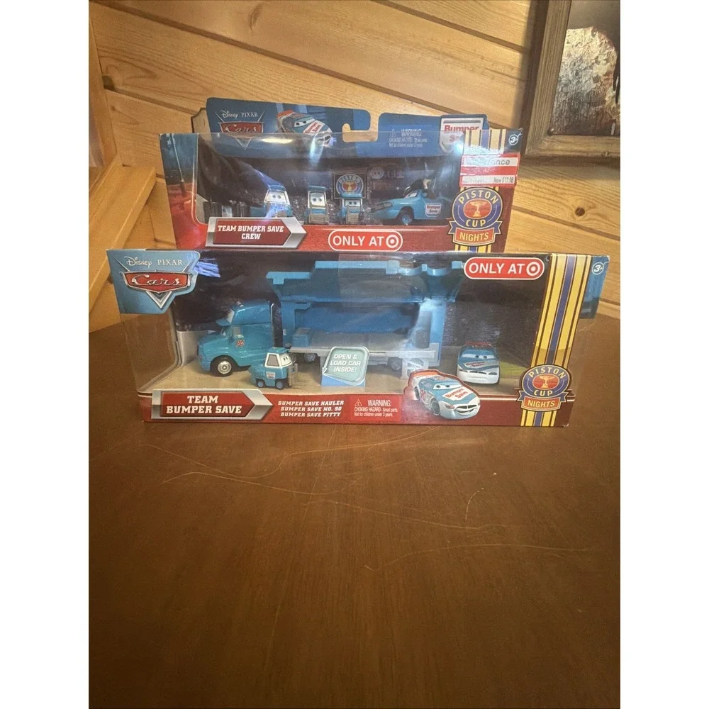 Disney Pixar Cars ULTIMATE Team Bumper Save Crew Hauler And Crew Sets BRAND NEW